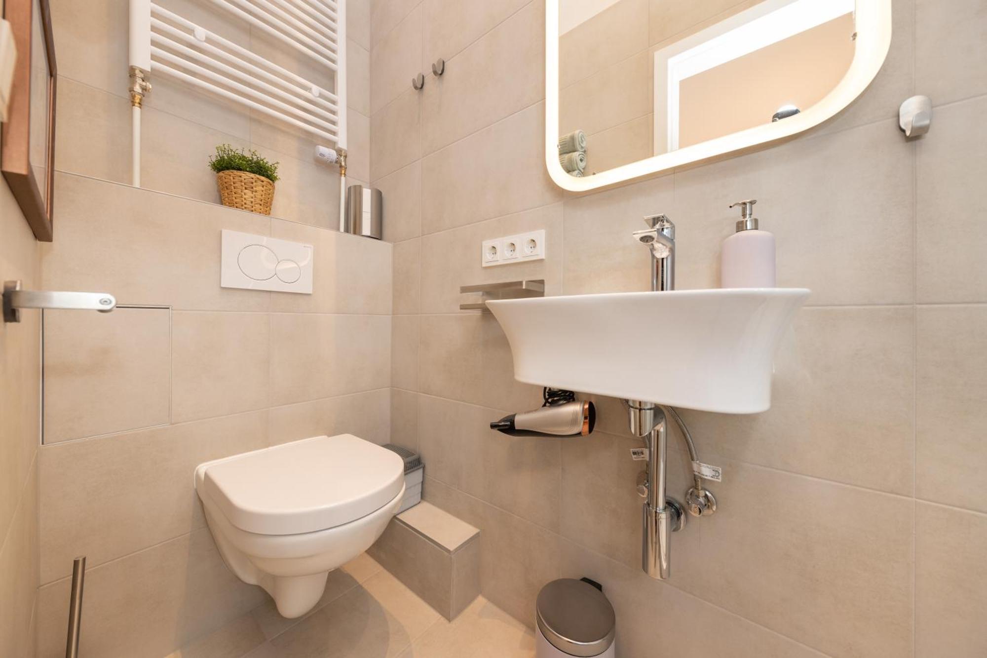 Great 2-room In Mitte * Berlin