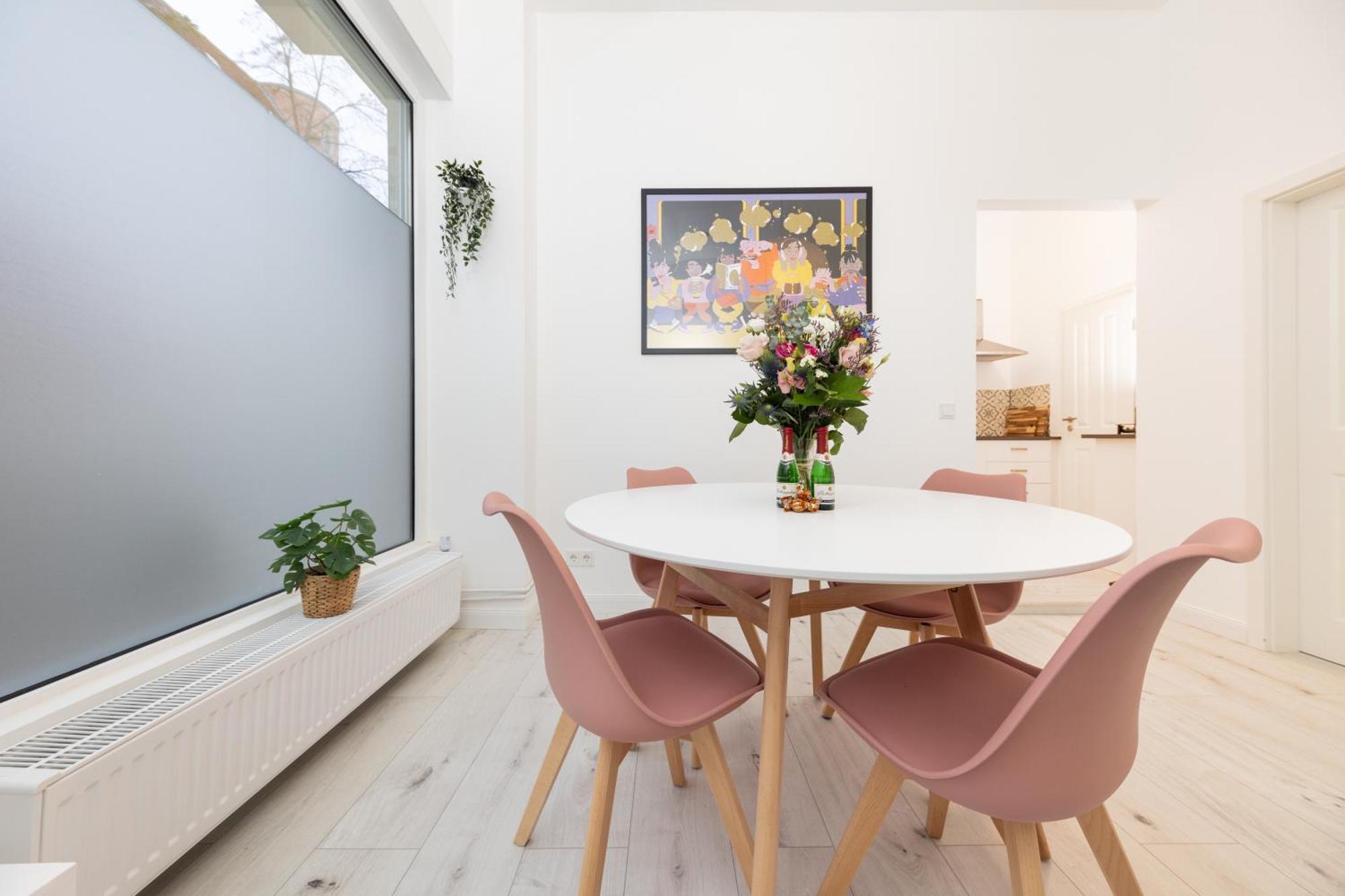 Great 2-room In Mitte Apartment